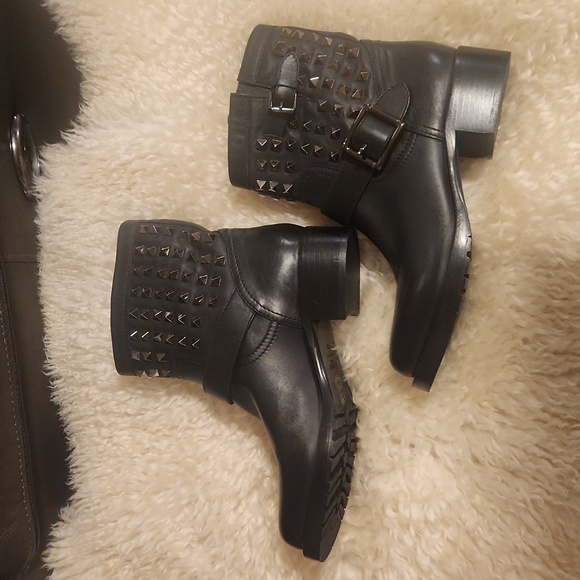 Valentino Garavani Rockstud Ankle Moto Boots - 38 - Fits US 7.5 - NWOT - Picture 8 of 16